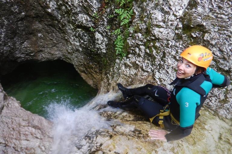Bovec: Aufregende Canyoning-Tour in der Sušec-Schlucht
