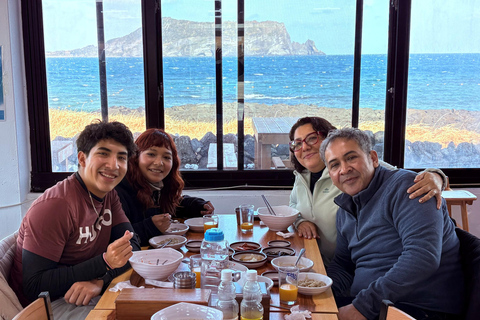 Jeju East: Cherry Blossom Tour & Women Divers Show