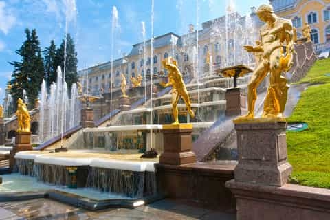 Peterhof Palace and Gardens Tour from St. Petersburg