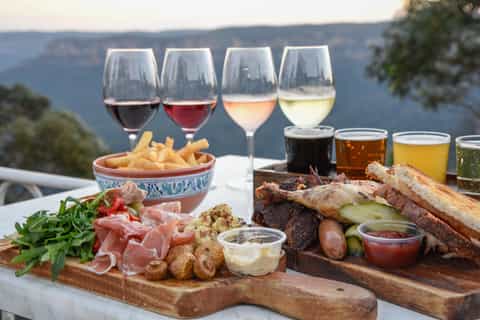 Echo Point: Tasting Platter with Beer or Wine at Lookout