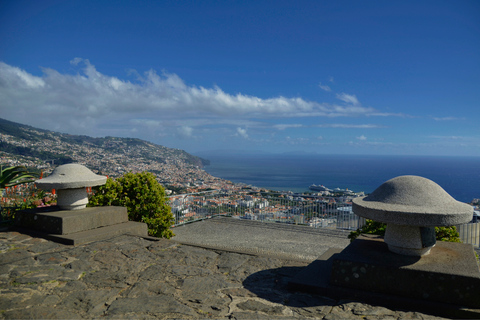 Funchal: Tour ins Tal der Nonnen per TukxiStandard-Option