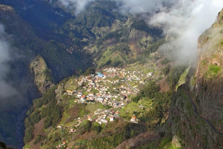 Funchal: Tour ins Tal der Nonnen per TukxiStandard-Option