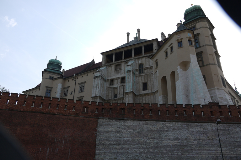 Cracovia: Tour guidato del Castello di WawelTour in inglese