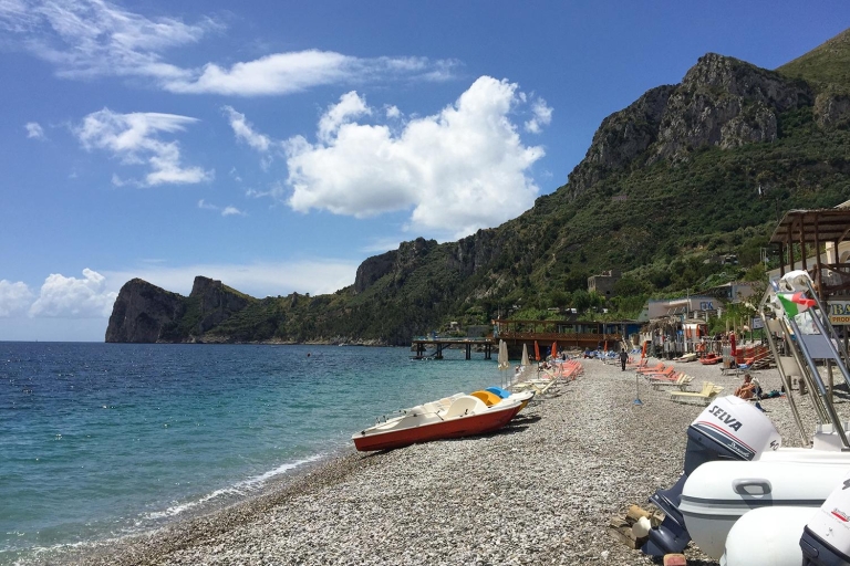 Desde Capri: tour en barco por la costa de AmalfiDesde Capri: Tour privado por la costa de Amalfi - Yate 46-50 pies