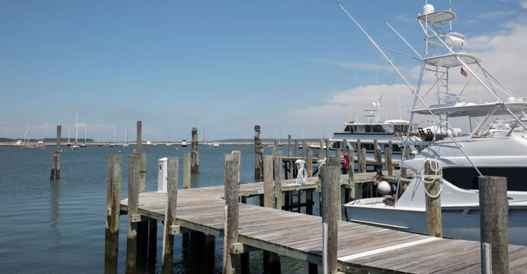 From NYC, Hamptons, Sag Harbor, and Outlet Shopping Day Trip - Housity