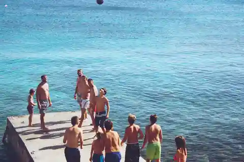 Depuis Mykonos : Excursion en bateau à Paradise Beach