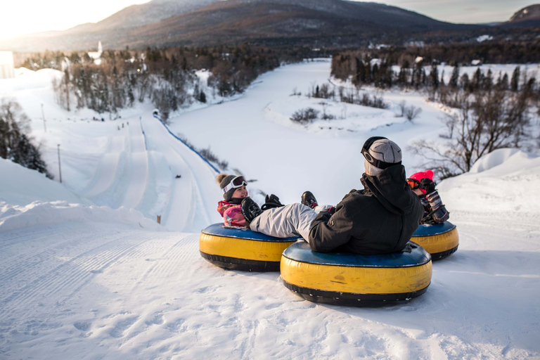 Québec : Tubes à neige au Village Vacances ValcartierQuébec : glissade sur tube au Village Vacances Valcartier