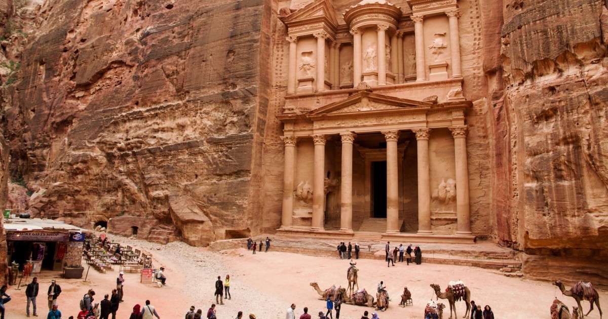 Tel Petra 1-Day Guided Tour with Transfers |