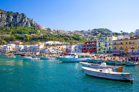 Van Amalfi: dagtocht naar Capri per privéboot met drankjesPrivétour met een jacht van 14 tot 15 meter