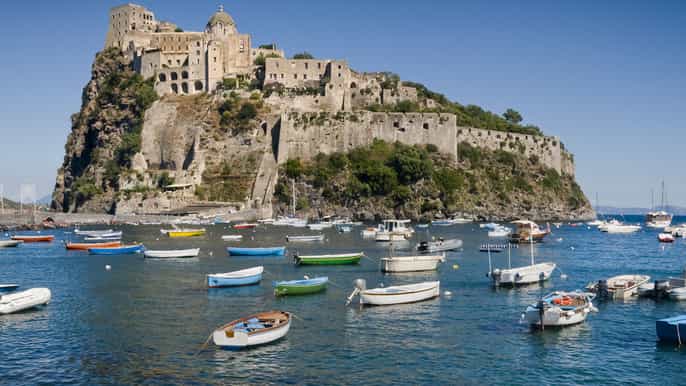 boat excursion from naples to ischia