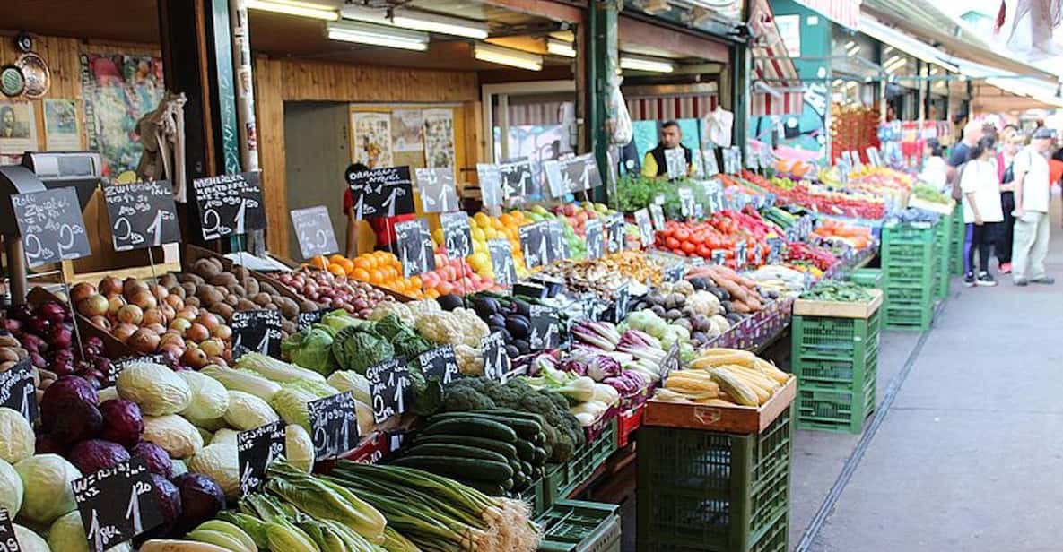 Wien: Naschmarkt-Führung mit Verkostungen