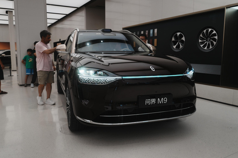 Shanghai: Retail Discovery Tour of Innovation & Lifestyle