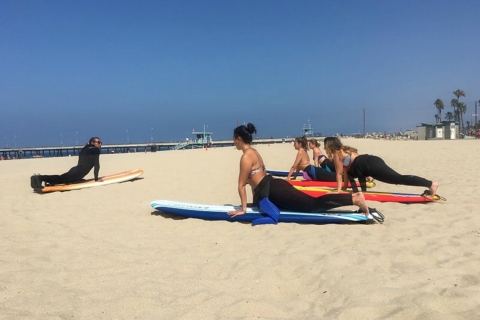 Venice Beach: 2 uur groepsles surfen