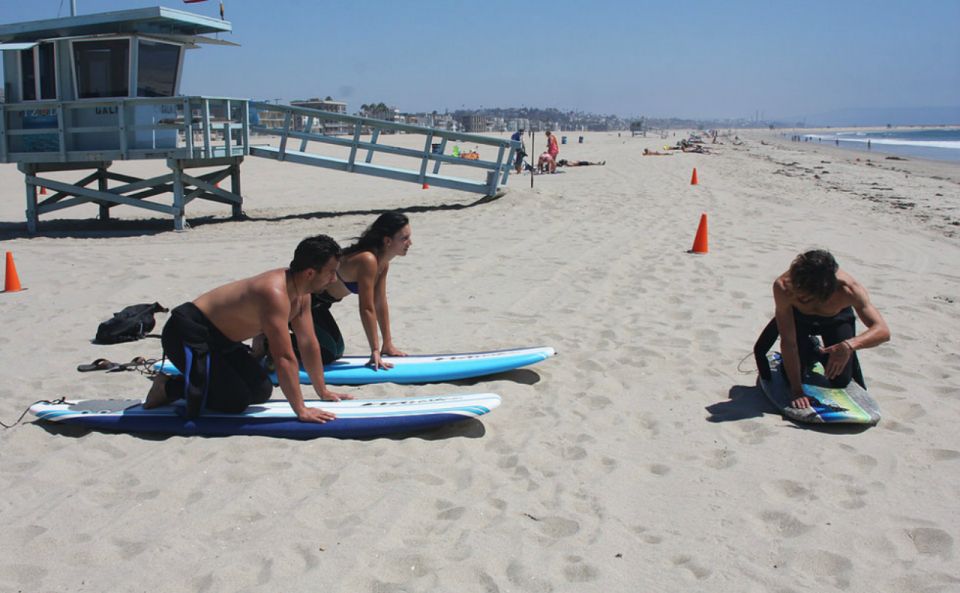 Play Surfers Venice Beach for free without downloads