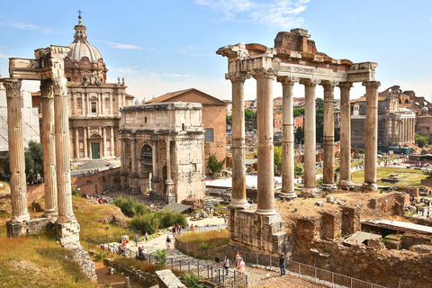 Tour privado del Coliseo y del Foro Romano con recogida en el hotel