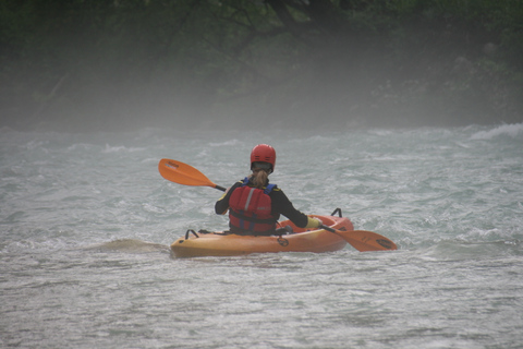 Bovec: wildwaterkajakken op de rivier de Soča