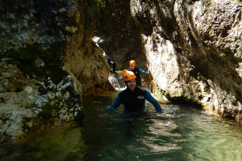 Bovec: Aufregende Canyoning-Tour in der Sušec-Schlucht