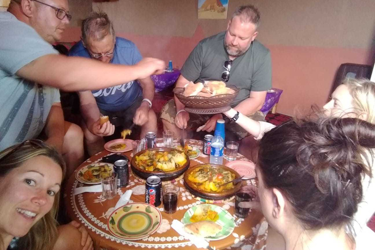 De Agadir: Viagem de um dia ao deserto do Saara e passeio de cameloRecolha em Taghazout