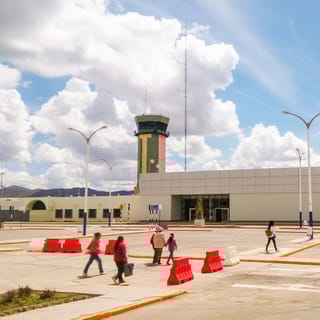 Trasferimenti privati tra l'aeroporto di Juliaca e la città di Puno