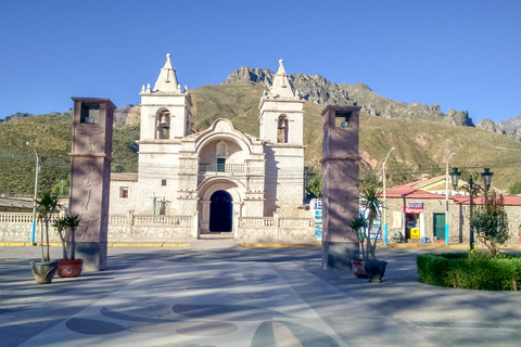 Vanuit Arequipa: 2-daagse tour naar de ColcakloofColcakloof met lunch en entreegelden