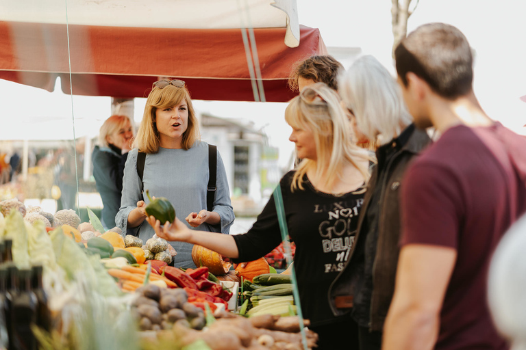 Liubliana: Visita gastronómica de 3 horasVisita gastronómica al Mercado de Navidad