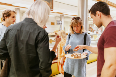 Lubiana: tour gastronomico di 3 oreTour gastronomico del Mercatino di Natale