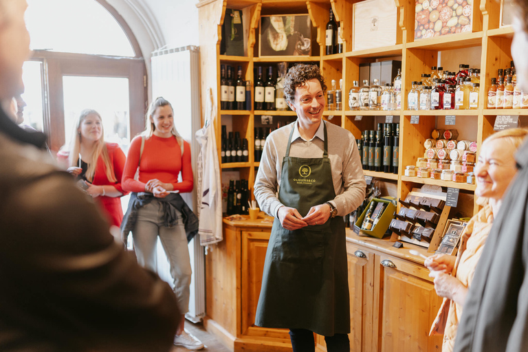 Ljubljana: foodtour van 3 uurFoodtour op de kerstmarkt