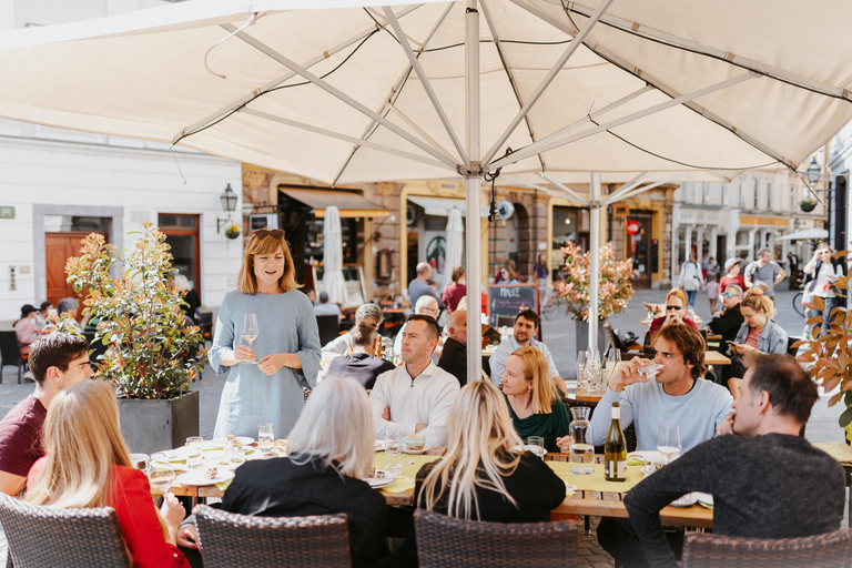 Ljubljana: 3-stündige Foodie-TourWeihnachtsmarkt Food Tour