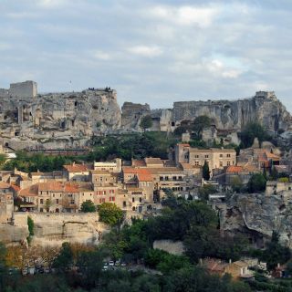 Avignon: Full-Day Roman & Medieval Provencal Heritage