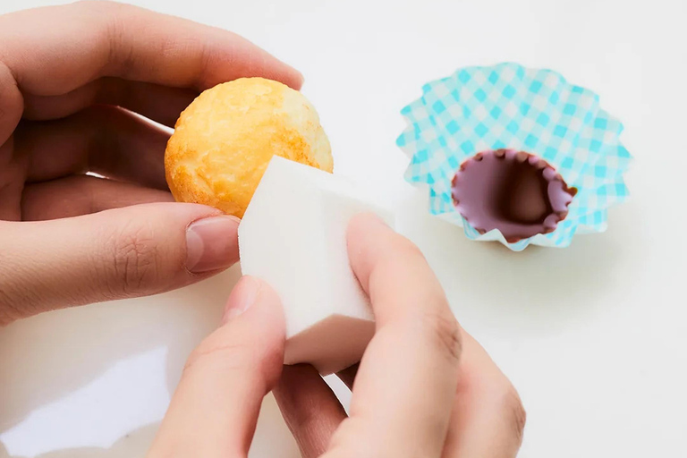 Osaka: Make a Plastic Food Keychain or Magnet