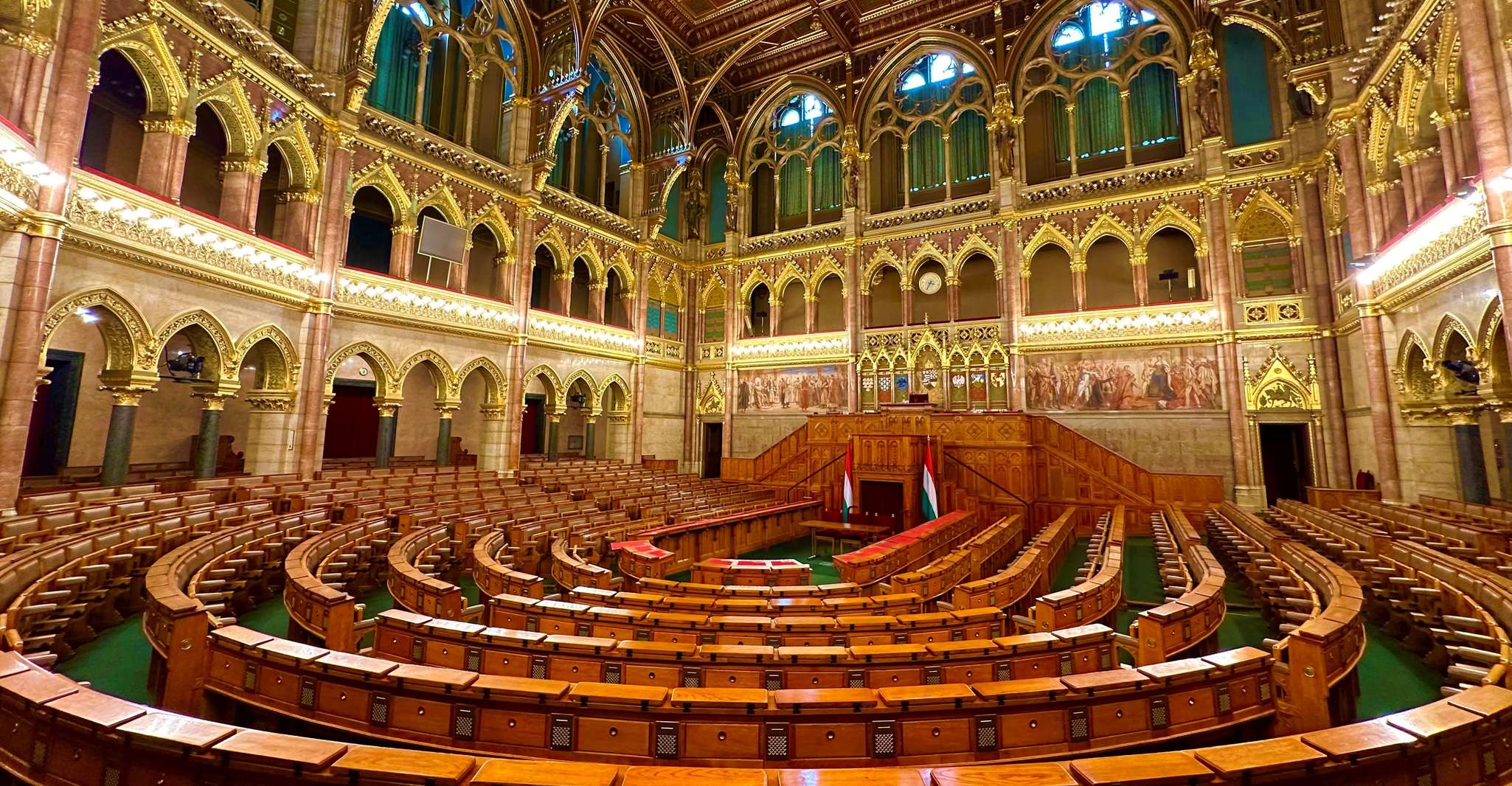 Budapest: Parliament Building Entry Ticket and Audio Guide photo 9