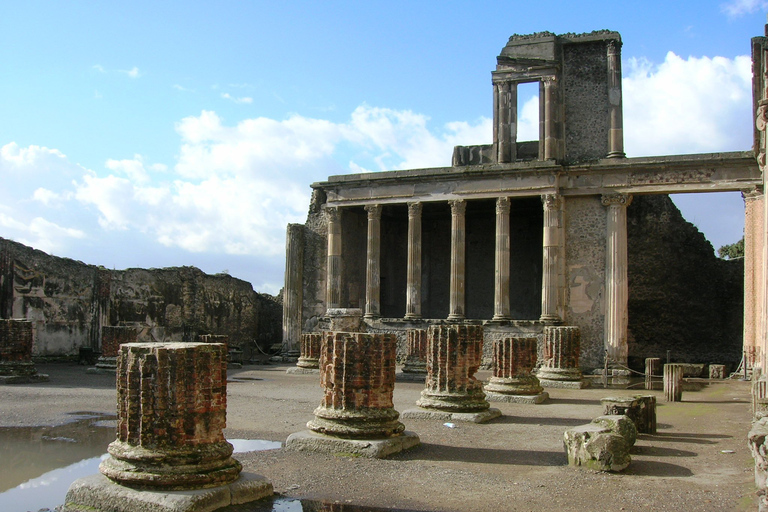 Desde Nápoles: tour privado de un día completo por la costa de Pompeya y Amalfi