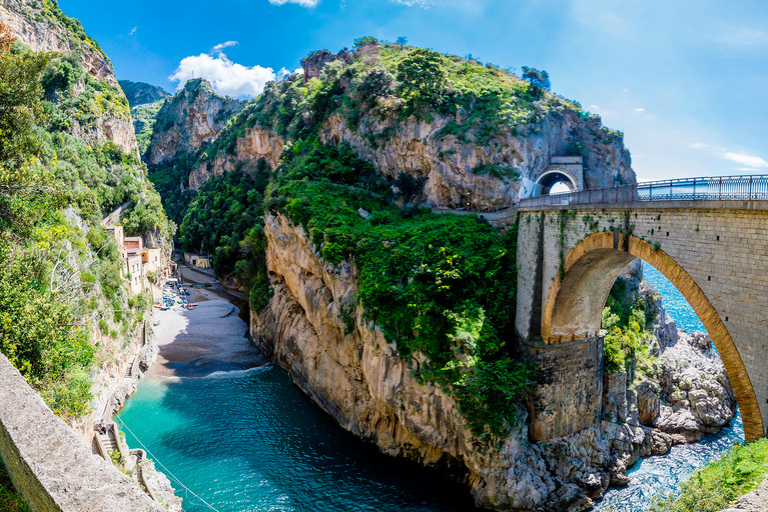 Desde Nápoles: tour privado de un día completo por la costa de Pompeya y Amalfi