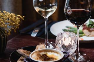 Paris: Abendessen mit individueller Weinauswahl