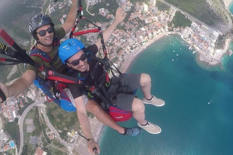 Budva or Petrovac: Paragliding Experience