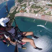 Parapente en tandem à Budva avec des pilotes experts / Tout compris