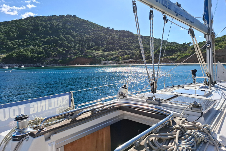 دوبروفنيك - جولة خاصة لمدة نصف يوم بالقارب الشراعي إلى جزر إلافيتي