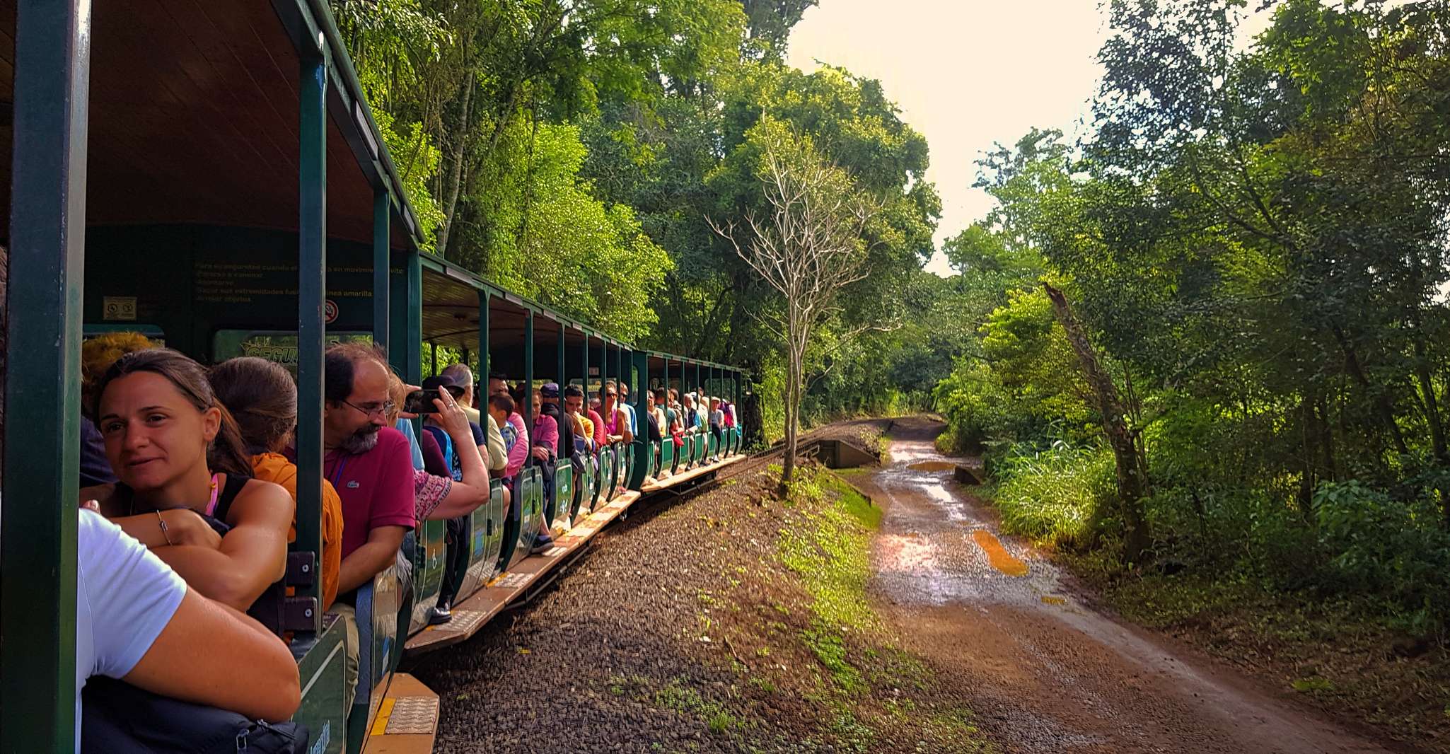 De Puerto Iguazu, les chutes argentines d'Iguazu avec promenade en bateau - Hizvo