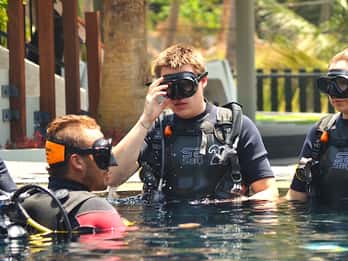 Ko Tao: Open Water Scuba Diving 4-Day Course