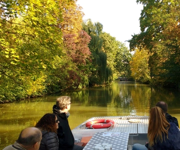 Leipzig: Byhistorisk sightseeingtur i kanal med motorbåt