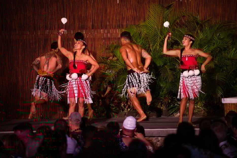Luau &quot;Miti di Maui&quot; al Royal Lahaina Resort &amp; Bungalows