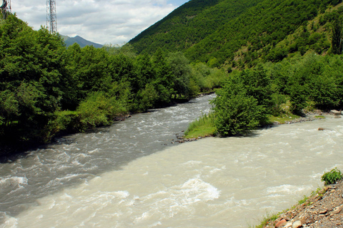 Kazbegi Day Tour from Tbilisi with Local Tastings