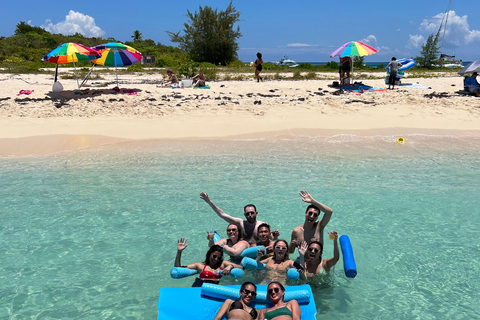 From Fajardo: Snorkeling and Beach Day in Culebra