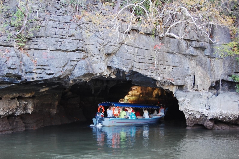 Langkawi: zwiedzanie rezerwatu Kilim Geoforest Park i jaskińWycieczka z odbiorem spoza miasta