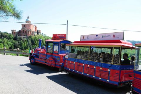 Von Bologna: Zugfahrt zur Basilika San Luca & Verkostung