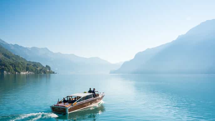 interlaken private boat tour to the giessbach waterfalls