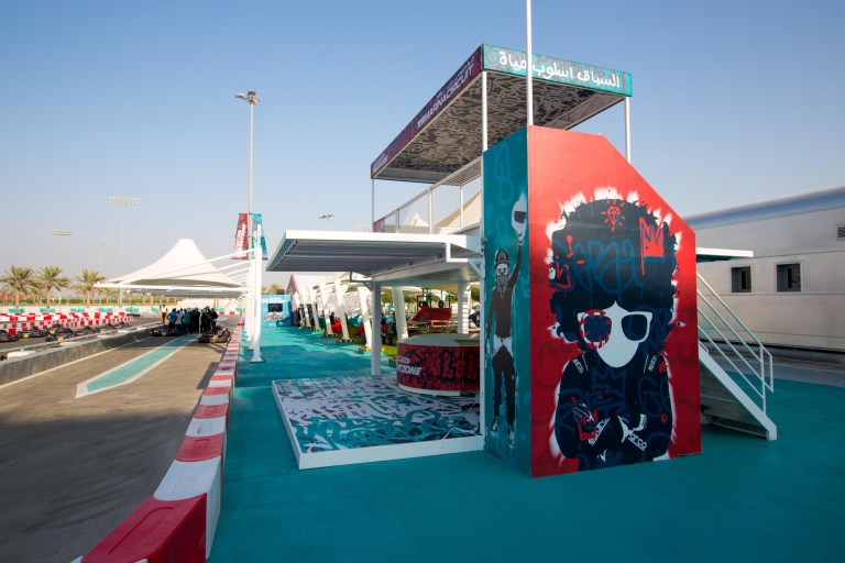 Abu Dhabi: Kart-Abenteuer auf dem Yas Marina CircuitYas Marina Rennstrecke Kartzone