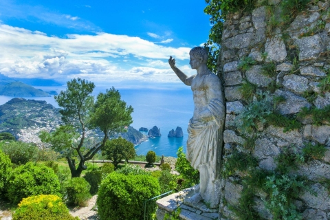 Excursión de un día a la isla de Capri desde RomaTour en alemán