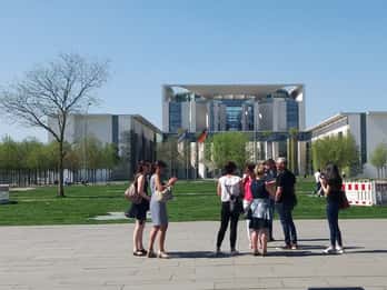 Berlin: Government District around the Reichstag Guided Tour