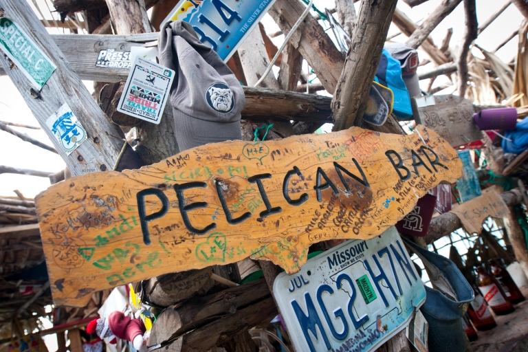 Van Negril: Pelican Bar Catamaran CruiseVan Negril of zuidkust: Pelican Bar Catamarancruise